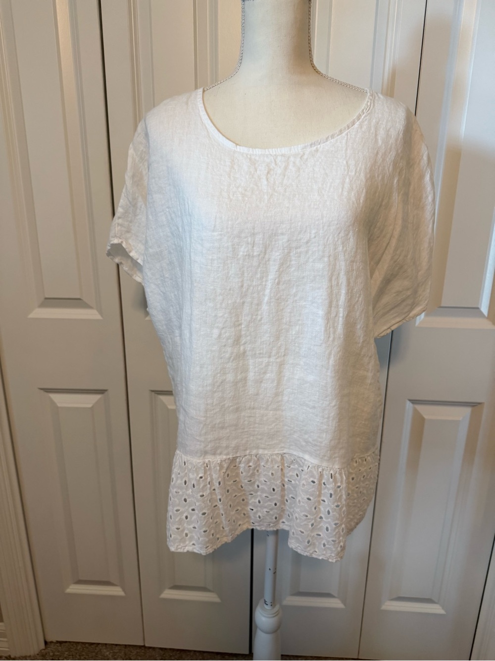 Spazio Chic White Linen Eyelet-Hem Short Sleeve Peplum Blouse Size XL GUC